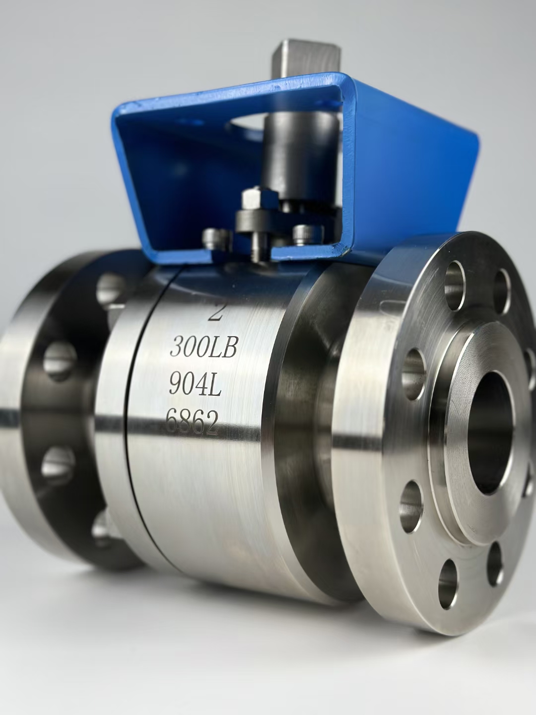 Small DN ball valve for data center utility and fuel systems