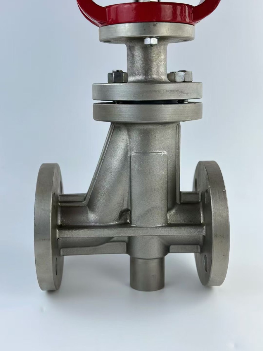 Fluorine lined control valve for corrosive flow regulation