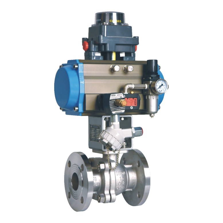 Flanged ball valve fitted with a pneumatic actuator, solenoid valve and air filter regulator